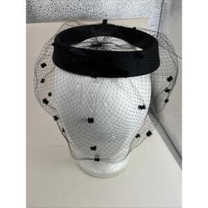 Black Tilt Hat Netting Bows Pillbox Vintage Fascinator Party 6” Diameter